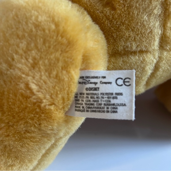 Disney WINNIE THE POOH plush red shirt 16 inches sitting height - Picture 5 of 7